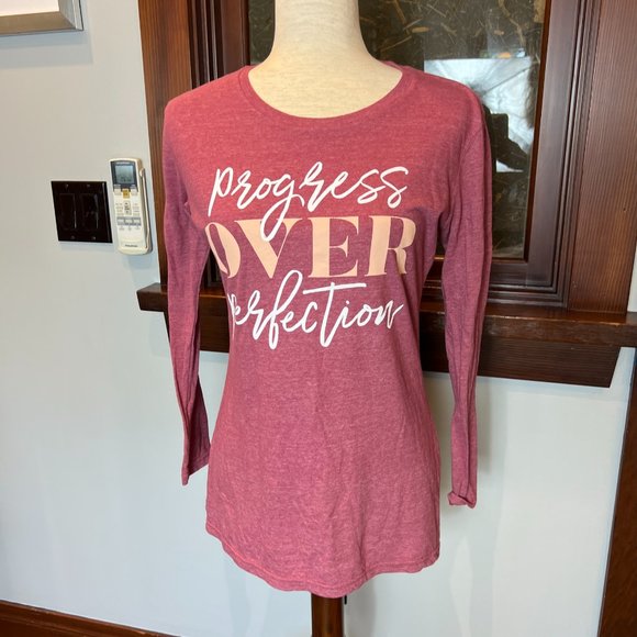 Progress Over Perfection long sleeve pullover tshirt Size Small EUC - Picture 2 of 5